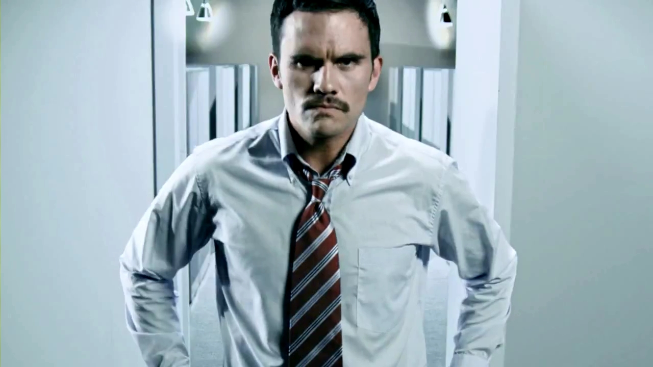 Horas Extras - Trailer.mp4_000021454